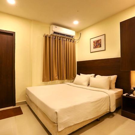Blu Ivy Serene Serviced Apartment Madras Buitenkant foto