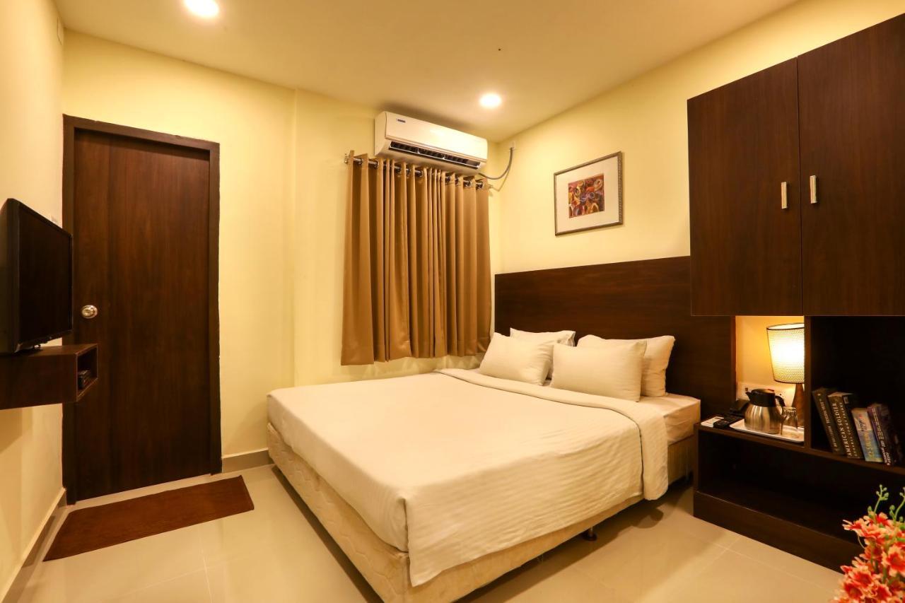 Blu Ivy Serene Serviced Apartment Madras Buitenkant foto